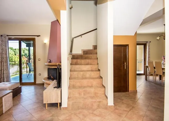 Villa Irida Afrato