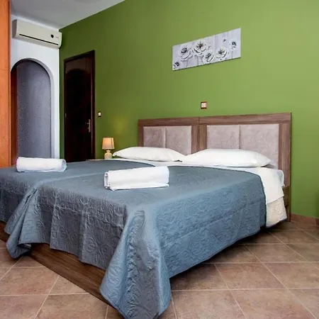 Villa Irida Afrato